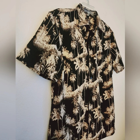 Van Heusen Midnight Palm Print Man Wicking Quick-Dry Pocket SZ S/P 14-14.5 (NWT) - Picture 4 of 9